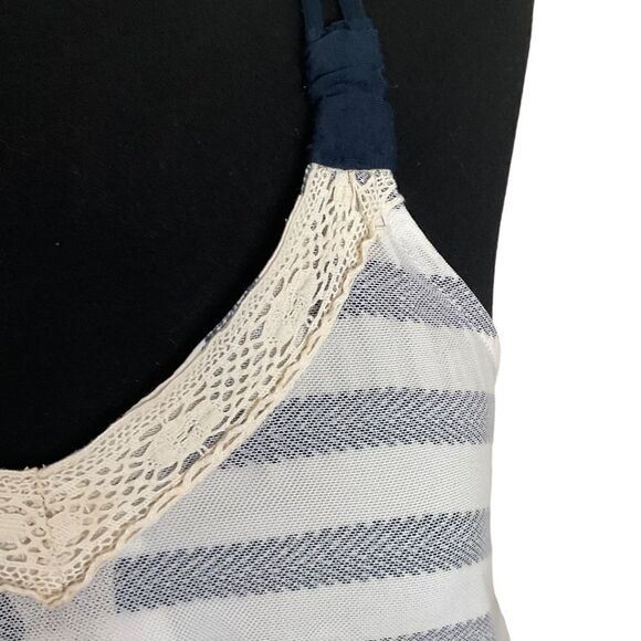XHILARATION Woman's Racer back Tank Size M Navy Blue with Lace Overlay Front - Picture 7 of 12